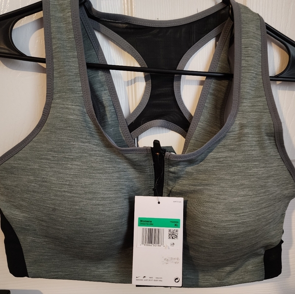 Nike Sportsbra - Picture 6 of 8